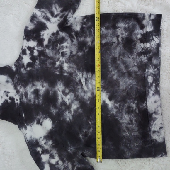 BROOKLYN LAUNDRY HOODIE. - Picture 11 of 17